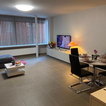 Moderne Appartement Aan Zee Ostend Exterior foto