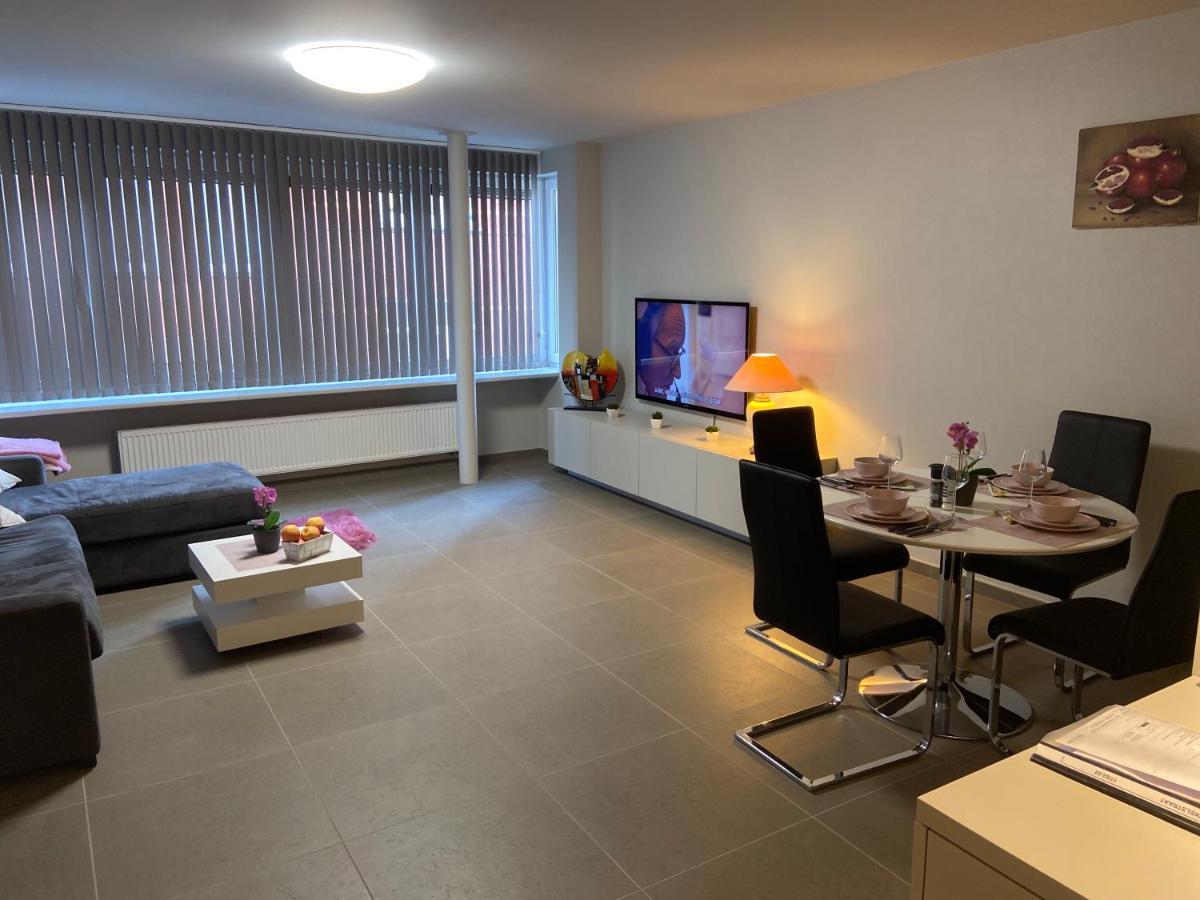 Moderne Appartement Aan Zee Ostend Exterior foto